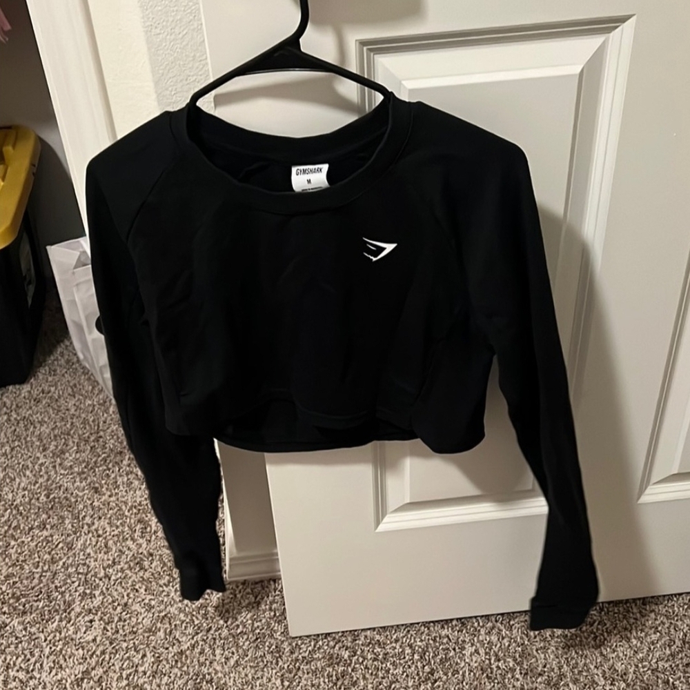 GYMSHARK LONG SLEEVE CROP TOP